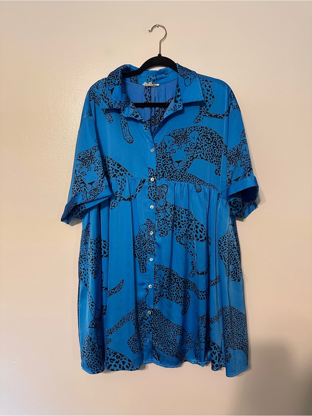 Entro Leopard Satin Button Down Collared Shirt Dress Mini size Large Blue